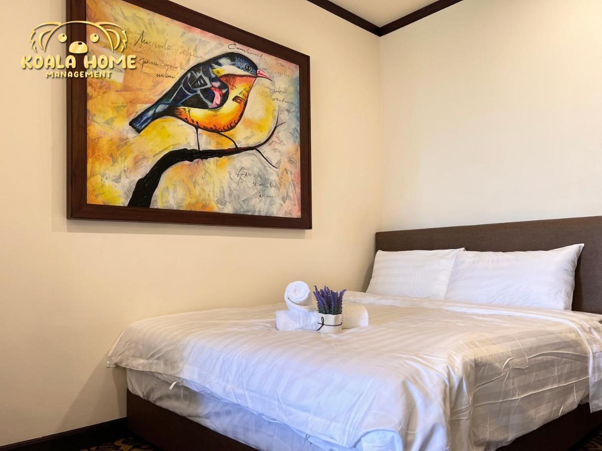 Riviera Hotel By Owner Malacca Extérieur photo